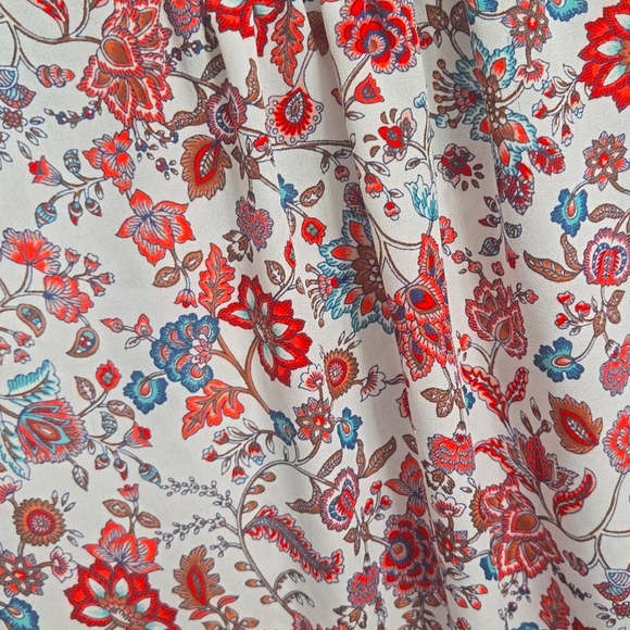 BOHO High-Low Top - Picture 5 of 5